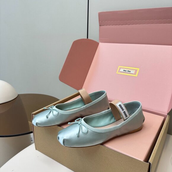 ✨ NEW MIU MIU Ballet Flats - Iconic ✨